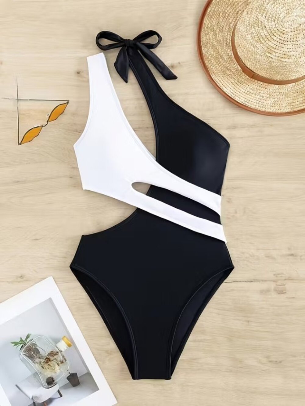 Color Block Cut One-Shoulder One-Piece Swimsuit - Picture 4 of 6